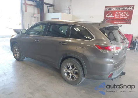2015 Toyota Highlander Xle V6 z USA, uszkodzony, nr VIN 5TDKKRFH6FS104888